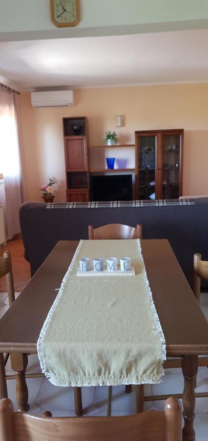 Apartman M&M Žminj Eksteriør bilde